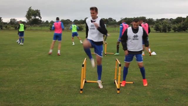 Wednesday's training in Scotland смотреть онлайн
