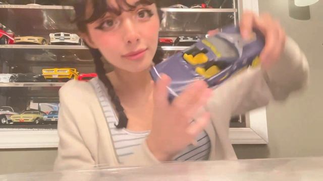 ASMR | Car collection ? (tingly tapping & whispering) смотреть онлайн