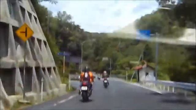 SUZUKI GSR400 ツーリングビデオ Vol.13 島根県出雲ロングツーリング編　section2 水木しげるロード смотреть онлайн