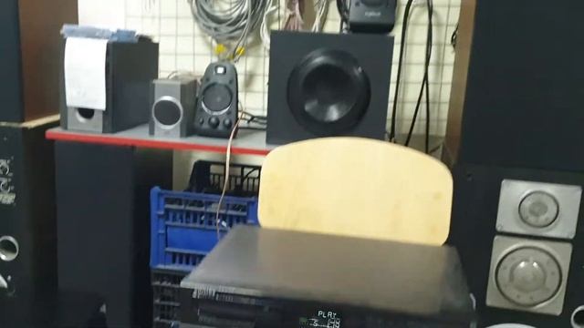 "Бубніння" Harman Kardon + потолочна акустика TANNOY CMS801DCBM смотреть онлайн