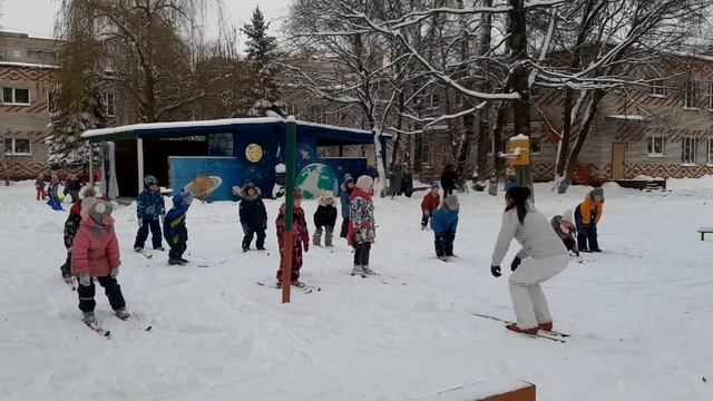 Учимся правильно падать и вставать