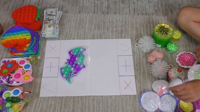 БОГАТЫЙ РЕБЕНОК VS БЕДНЫЙ РЕБЕНОК С ПОП ИТ | ПОПИТЕР смотреть онлайн