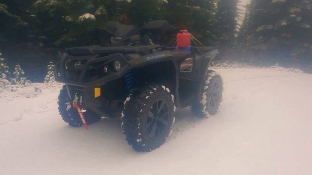 2021 Can Am Outlander 650 XT In The Snow!!!❄ смотреть онлайн