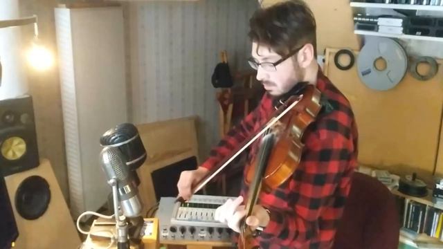 RCA 77D and Western / Altec 639a Microphone comparison смотреть онлайн