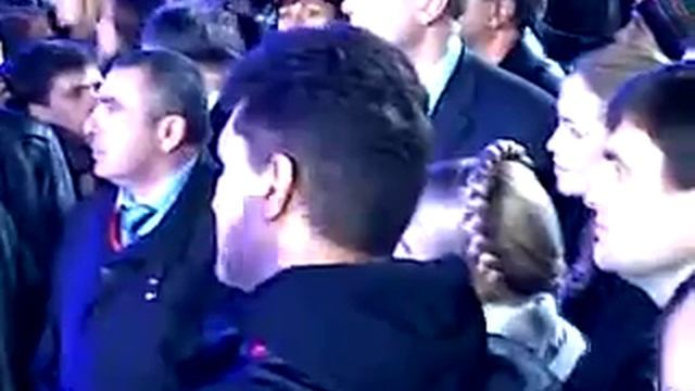 Анни Лорак на выдвижении ЮВТ, Майдан-Киев 2009г. смотреть онлайн