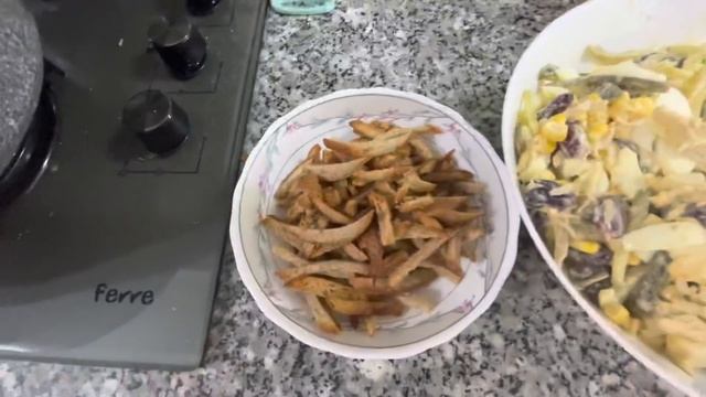 А У МЕНЯ ОПЯТЬ ГОСТИ!??. НАКРЫВАЮ НА СТОЛ. смотреть онлайн