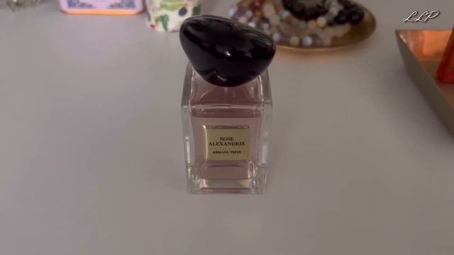 June Perfume Tray смотреть онлайн