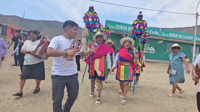 [PASACALLE] DANZA DE PALLAS DE FAUSTINO NAPAN REYES EN QUISQUE - COAYLLO [20-01-2024] смотреть онлайн