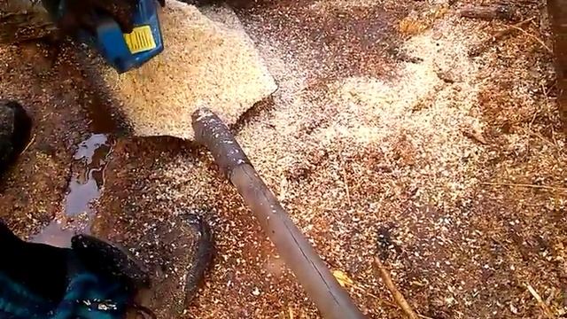 быстрый способ как сделать щепу, опилки для копчения смотреть онлайн