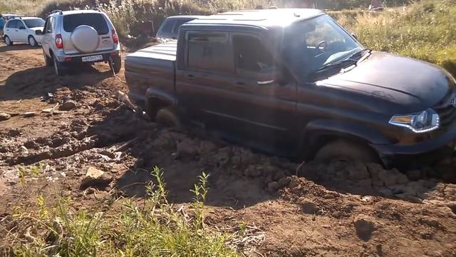 вытаскиваем уаз Pickup ,1 часть