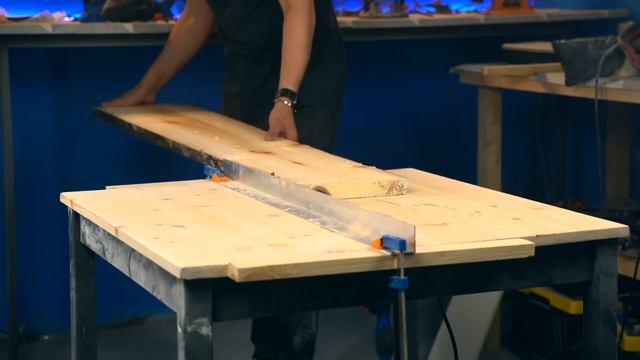 СДЕЛАЛ СТОЛ ИЗ ВАЛЕЖНИКА! - DIY смотреть онлайн