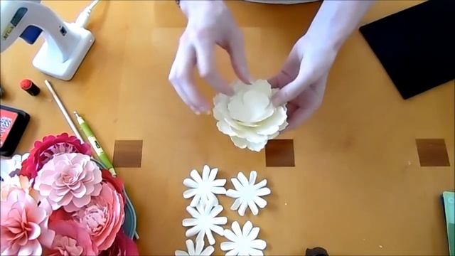 Easy Paper Flower Tutorial. Angel Cheek Peony How To. смотреть онлайн