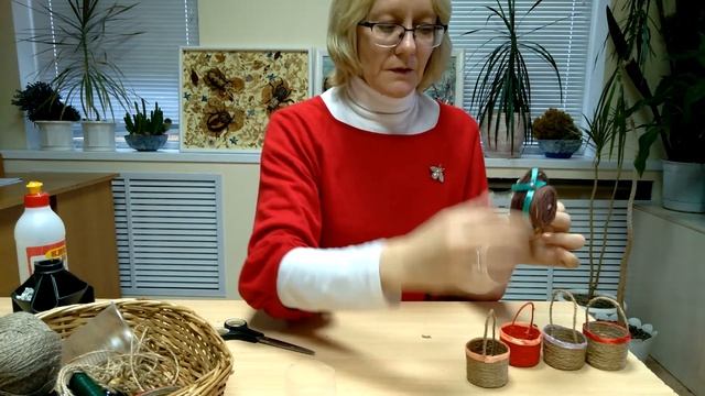 Как сделать корзиночку, шляпку, кулон из джута. Мастер класс смотреть онлайн