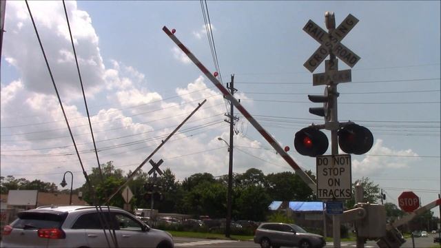 Old Railroad Crossings On The North Jersey Coast Line смотреть онлайн