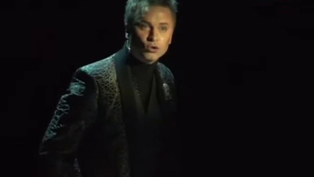 Олег Меньшиков поставил спектакль "Счастливчики" смотреть онлайн