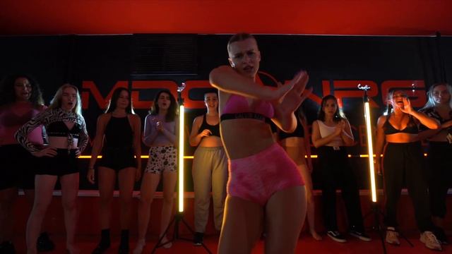 ДАША НЕДОСТУП // FEMALE DANCEHALL смотреть онлайн