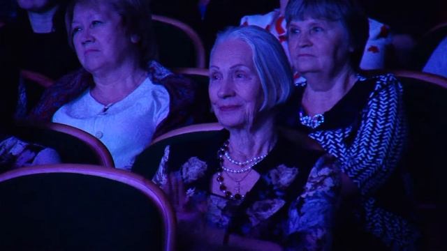 Хабаровский мужской квартет «Триумф» выступил на сцене ОКЦ смотреть онлайн