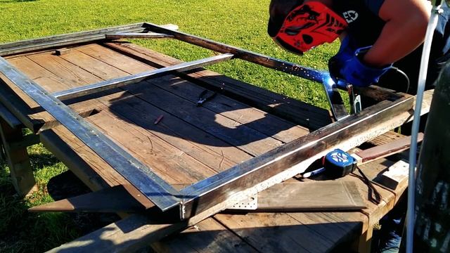 OVERMAN работает. Ворота на дачу своими руками