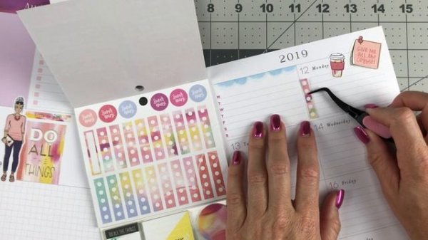 The Happy Planner DASHBOARD layout with SUPER MOM stickers