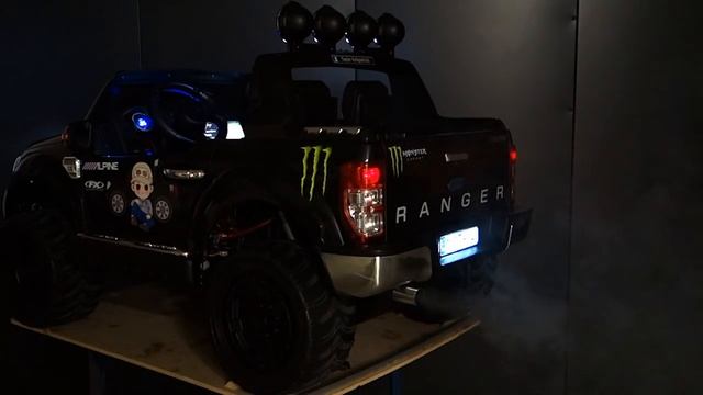 004 Ford Ranger Wildtrak ride on car with Exhaust!!! смотреть онлайн