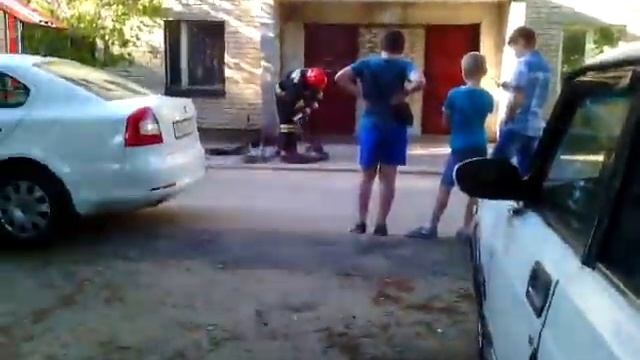 Ложный вызов для полиции пожарных и скорой смотреть онлайн