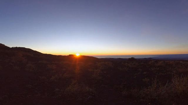 Time Lapse Alba @ Mount Etna ( Sicilia ) смотреть онлайн