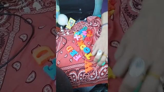 AngelMoon Oracle aka Jeanbean? is going live!these letters r still out here смотреть онлайн