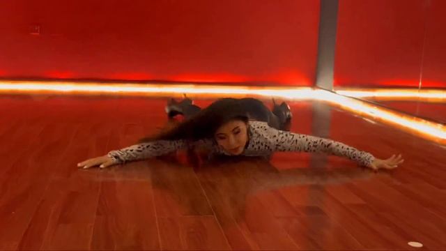 Классическая музыка | Bazar | Strip choreo смотреть онлайн