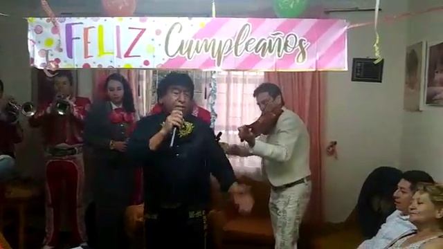 Matalas-Manolo García y su Mariachi смотреть онлайн