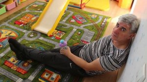 VLOG Утро маленькой Алисы. Бабушка танцует.