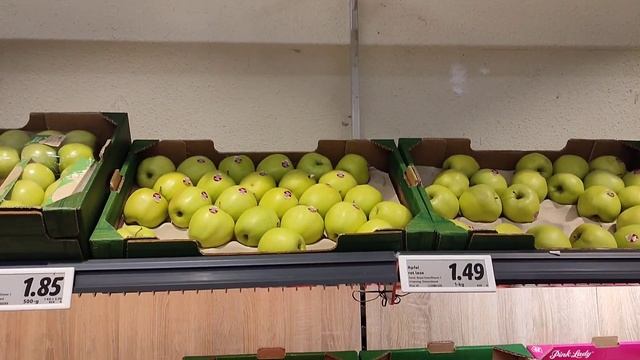 ОБЗОР цен на овощи и фрукты в Германии конец марта 2023 ?? Цены в гривнах и в рублях смотреть онлайн