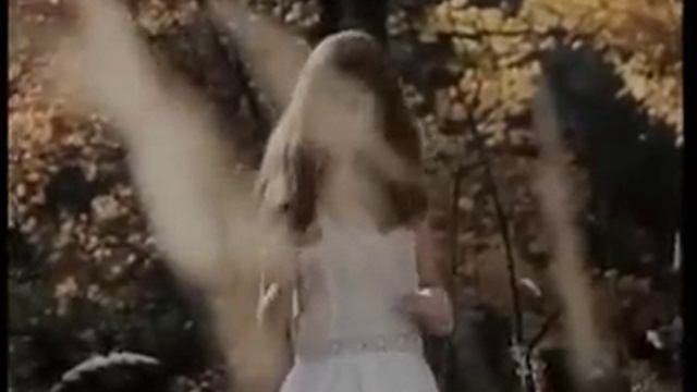 Valerie A Tyden Divu (1970)