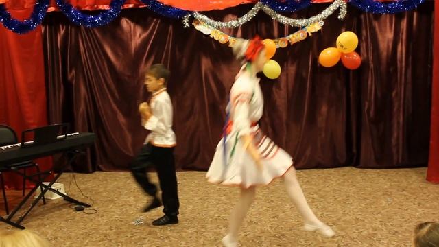 "Украинский танец" смотреть онлайн