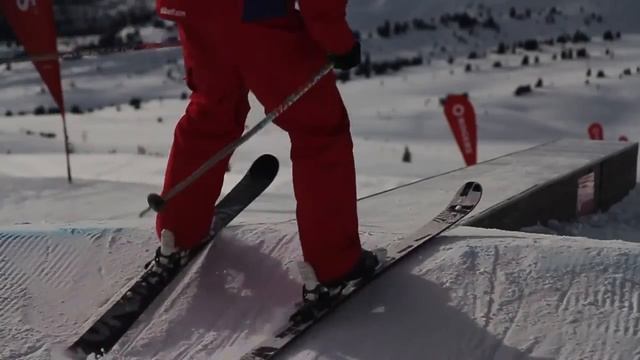 How to Ski on Rails for Beginners — Jump into a terrain park and start doing tricks смотреть онлайн