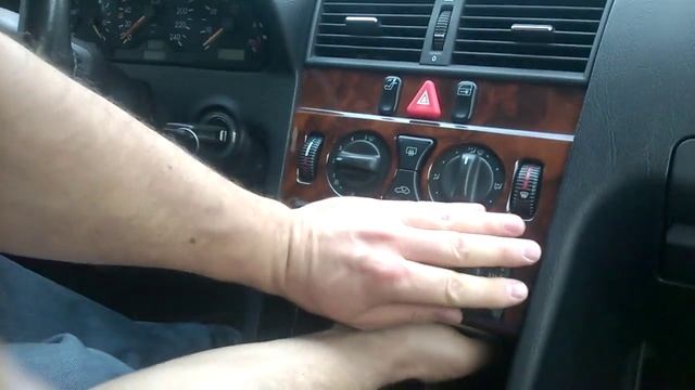 Mercedes C-Class W202. Раскодировка CD-ресивера. смотреть онлайн