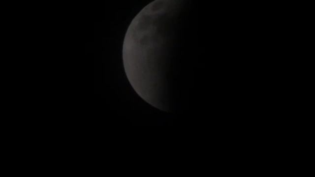 Canon Vixia HF G30 vs The Moon смотреть онлайн
