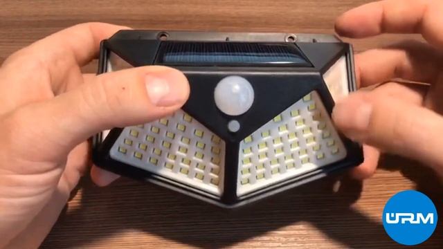 Прожектор на солнечной батарее с датчиком движения и освещенности (100 ламп) смотреть онлайн