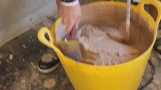 The Makita UT1600 Plaster Mixer Mixer смотреть онлайн