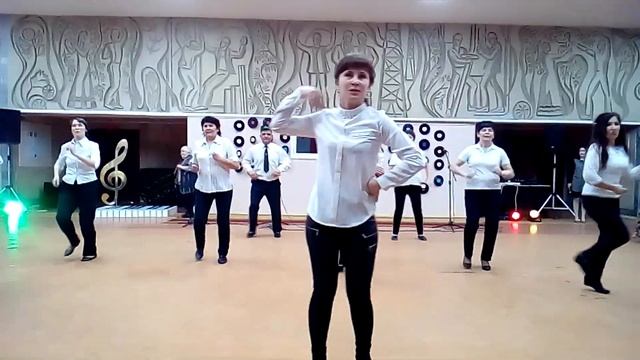 Лаззат Азнакаево =У калинушки =Синий синий иней танец смотреть онлайн