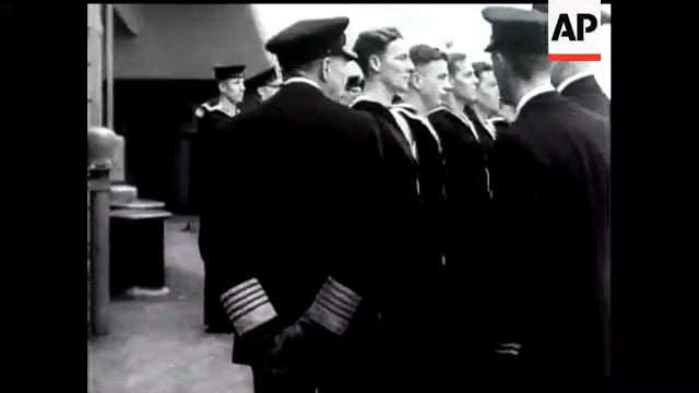 Sir Charles Forbes Aboard Battle Cruiser смотреть онлайн