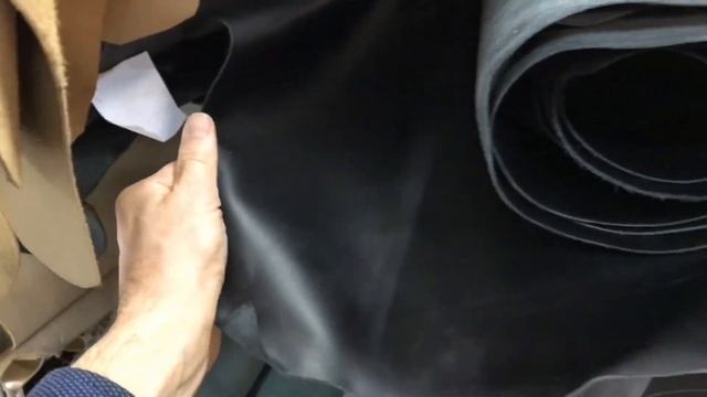 Новая поставка итальянской кожи, сентябрь 2017 смотреть онлайн