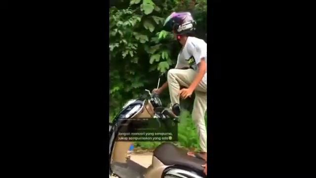 stending pake Scoopy lama смотреть онлайн