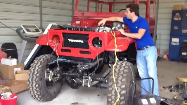 Toyota Fj40 4.5 L (1FZ) start смотреть онлайн