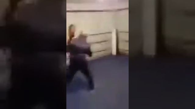 Спаринг, дед пр молодого смотреть онлайн