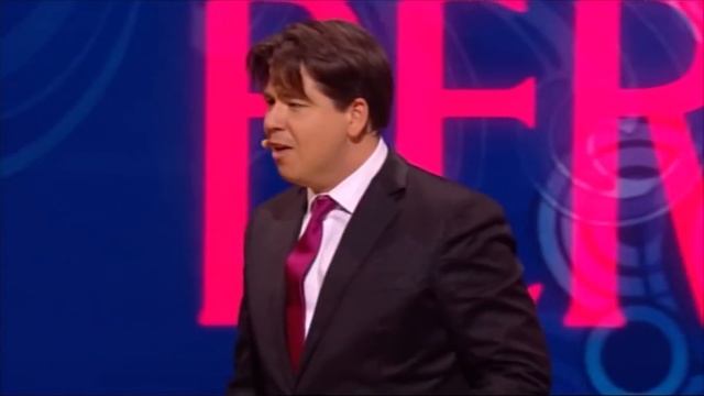 The Terrifying Difference Between Night And Day In The Countryside | Michael McIntyre смотреть онлайн