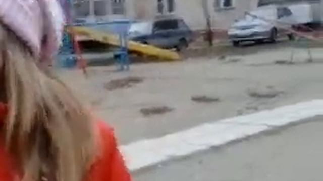 Качели в нашем дворе смотреть онлайн