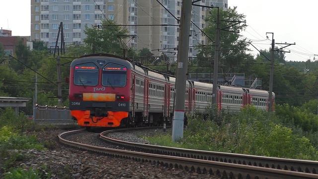 ЭД4М-0410 сообщением Каменск-Уральский - Екатеринбург-Пасс. прибывает на о.п. Чапаевская смотреть онлайн