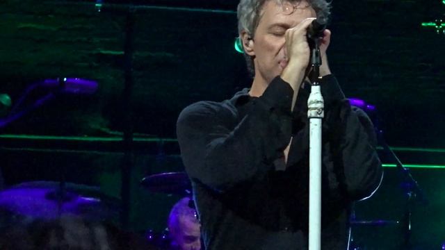 BON JOVI Scars on this guitar NY Barrymore Th. 20 Oct 2016 смотреть онлайн