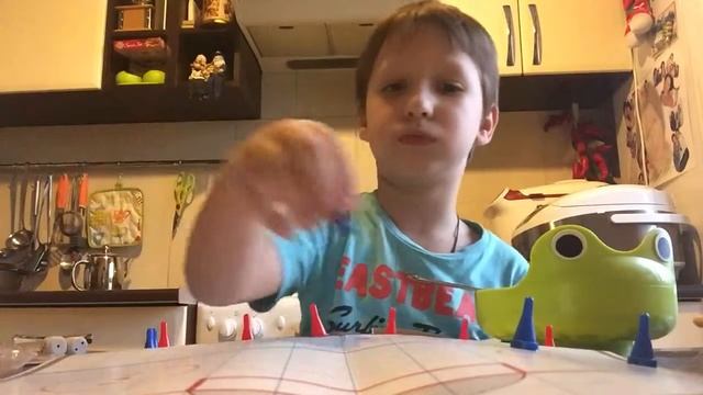 Настольная игра хоккей с фишками смотреть онлайн