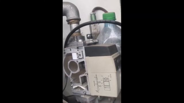 Обслуживание газовых котлов - Замена электродов ионизации и контроля пламени смотреть онлайн